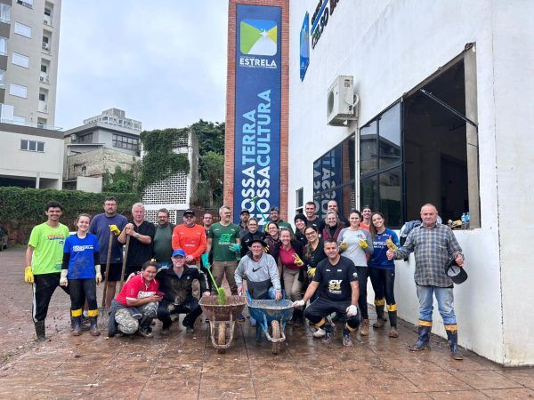 Corredores do Circuito dos Vales realizam limpeza em cidades atingidas pelas cheias