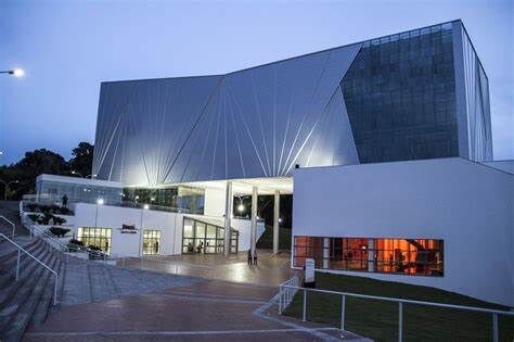 Biblioteca da Univates abre à comunidade para acesso a luz e internet