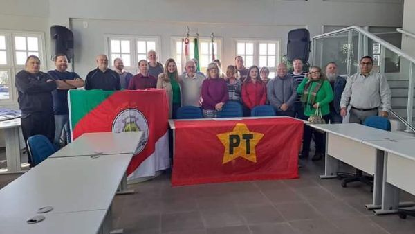 Convenção do PT homologa candidatura de Renato Dreyer