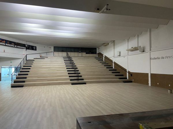 Reforma do plenário da Câmara de Vereadores entra na segunda fase