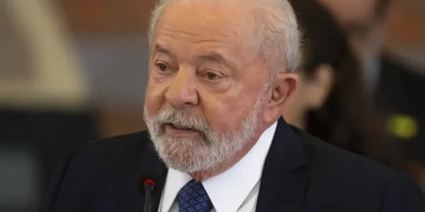 Lula avalia apoiar plano de saúde popular de até R$ 100