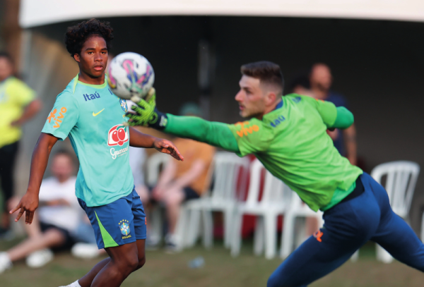 Com Endrick titular, Brasil enfrenta o Paraguai