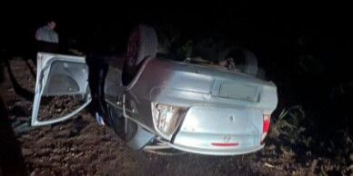 Homem fica preso em carro após acidente em Paverama