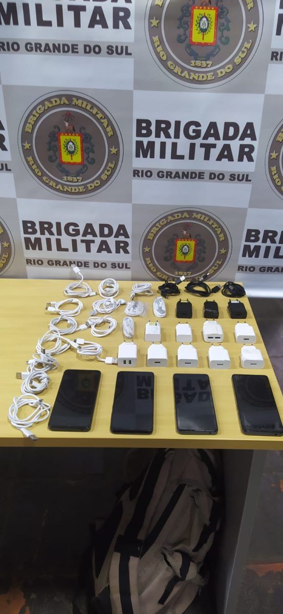 Jovem é preso com materiais que seriam lançados no presídio de Lajeado