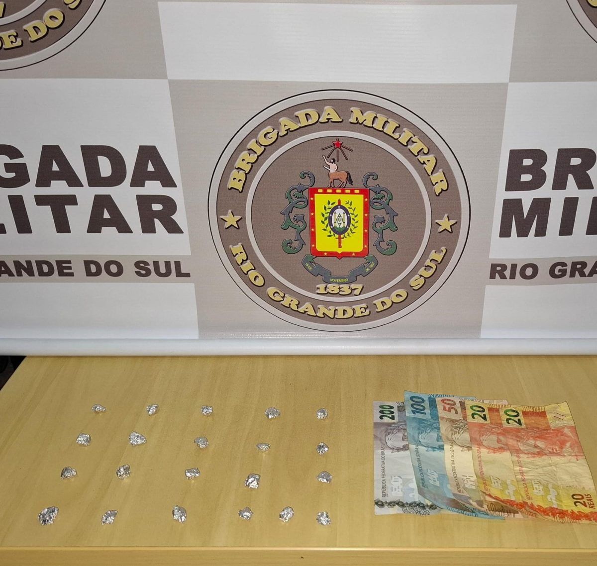 BM faz duas prisões por tráfico de drogas em Lajeado