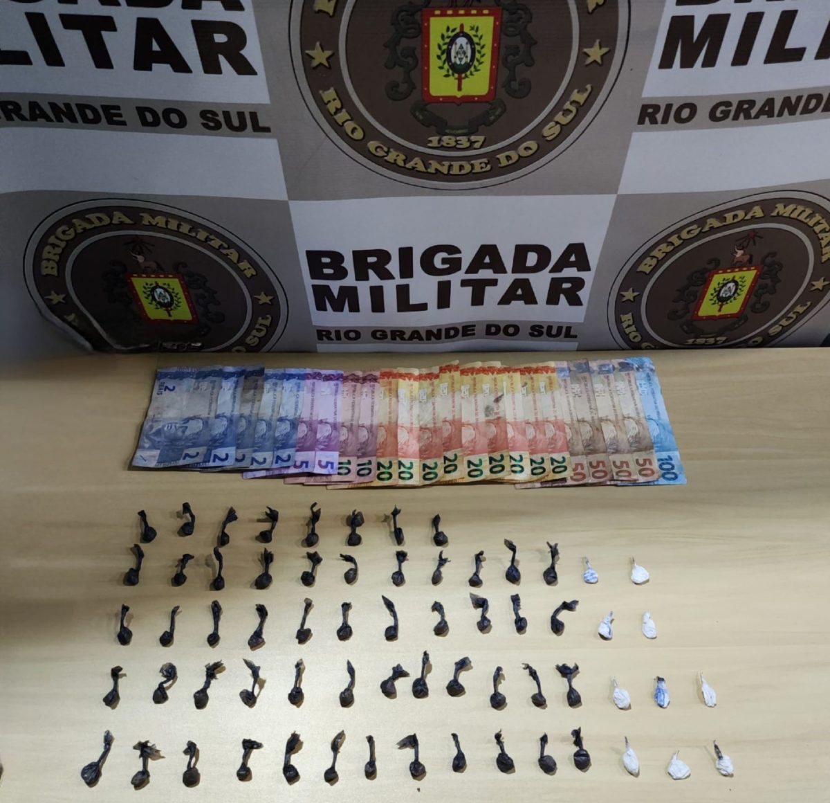 BM apreende menor por tráfico de drogas