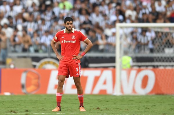 Inter anuncia retorno de Kaique Rocha
