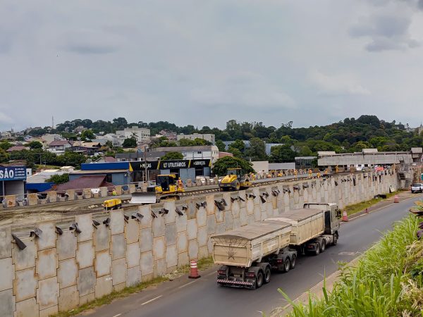 CCR projeta para novembro conclusão de elevada no Montanha