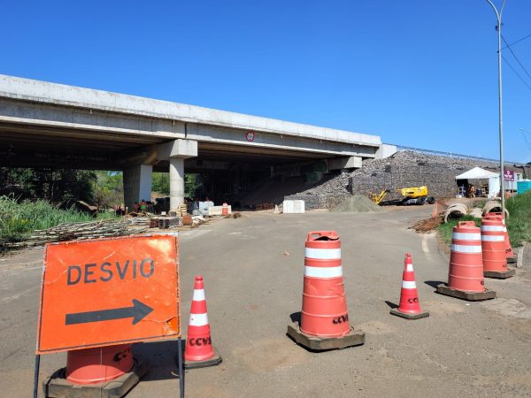 Trabalhos no viaduto do Superporto vão seguir por dois meses