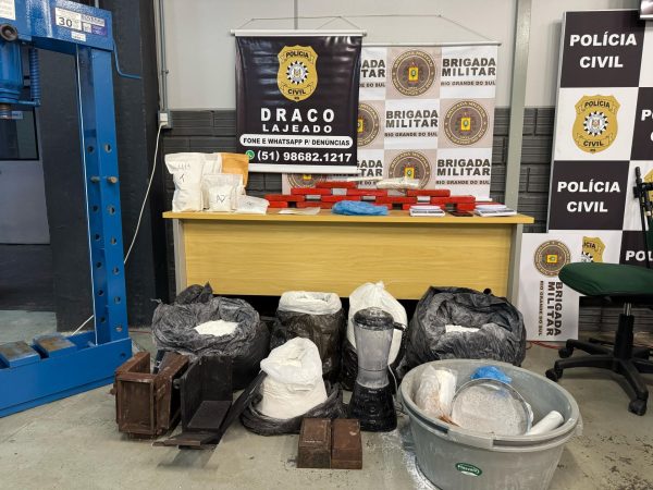 Polícia fecha laboratório de drogas em Lajeado