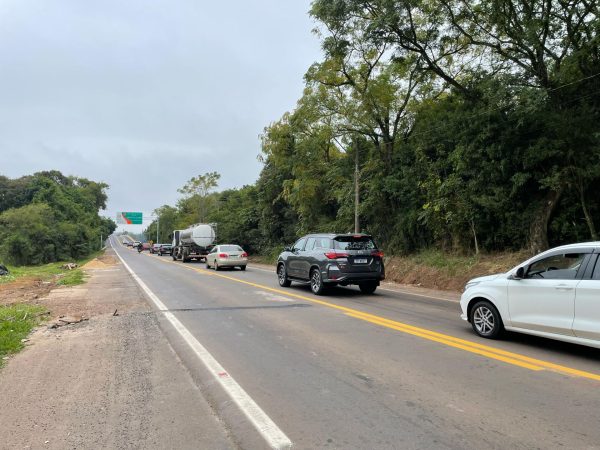 Novo bloqueio parcial altera trânsito na ponte da ERS-130