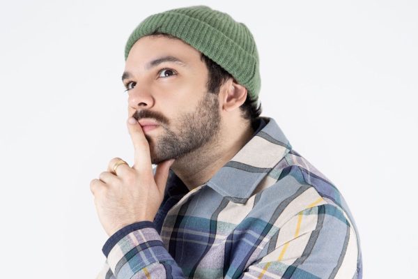 Raphael Ghanem chega ao Teatro Univates no dia 3 de junho