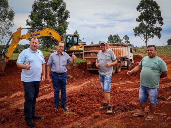 Sonho de 20 famílias começa a ser realizado
