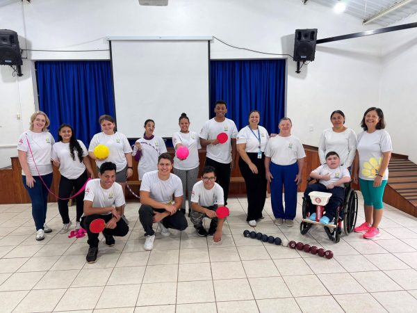 Equipe de Lajeado participa da Olimpíada das Apaes