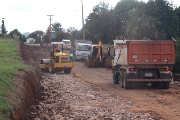 Pavimentação da Estrada Arroio Bonito possui investimento de R$ 1,7 milhão