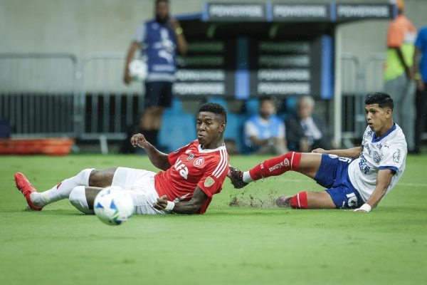 Inter estreia com empate e segue invicto na temporada