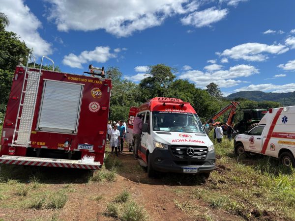 Bombeiros encerram resgates em Imigrante