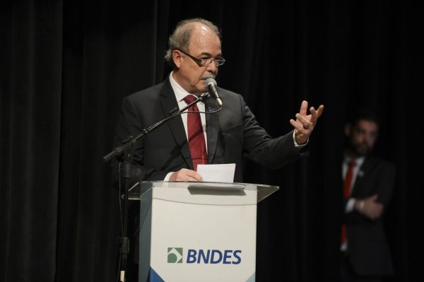 Empresários marcam reunião com presidente do BNDES