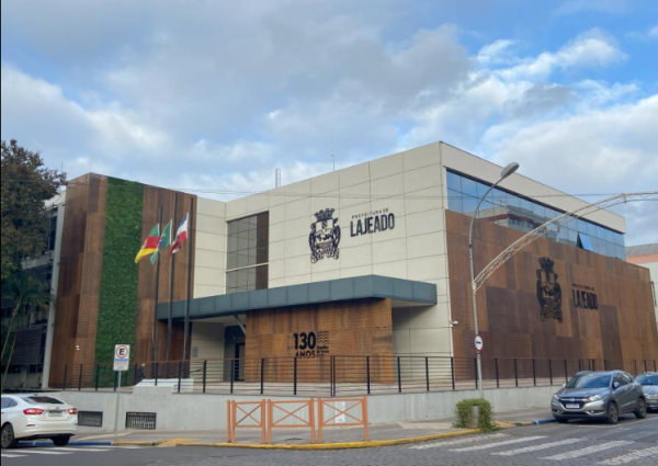 Secretaria de Administração volta a atender na Prefeitura