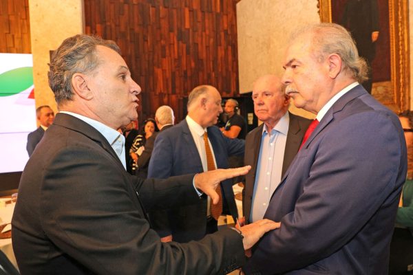 BNDES admite rever prazo para empresas atenderem empregos