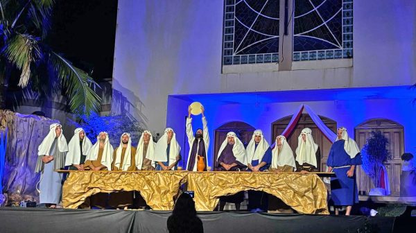 Fé e emoção marcam encenações da Paixão de Cristo na região