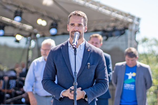 Governador antecipa mudanças e promete reduzir tarifa