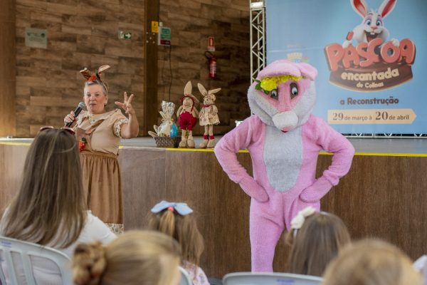 Desfile temático encerra programação da Páscoa Encantada