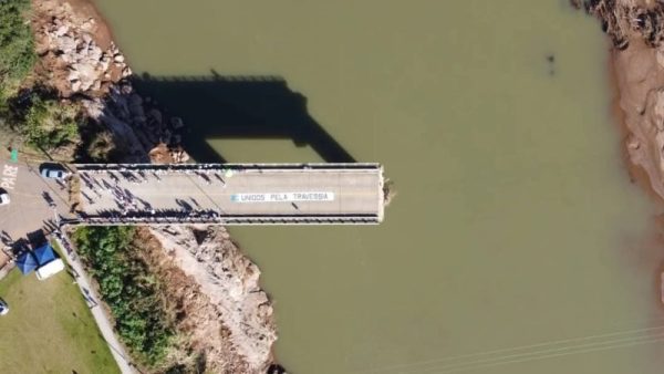 Pontes e mais pontes ao futuro do Vale