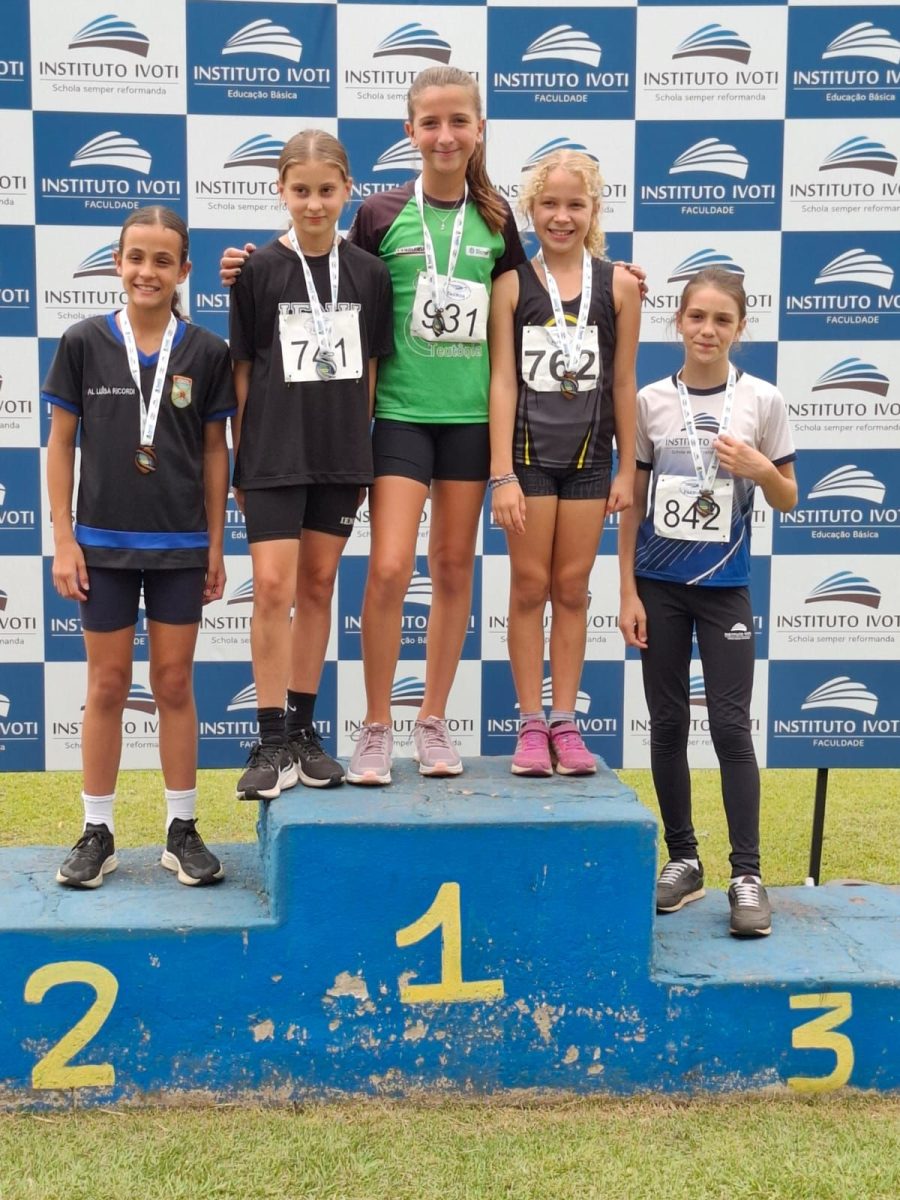 Atletas do Colégio Teutônia conquistam medalhas no Troféu Ivoti