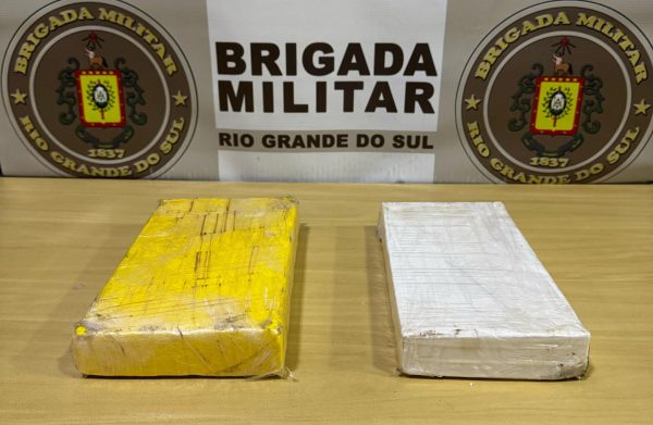 Homem é flagrado com mais de 2 quilos de cocaína em Pouso Novo