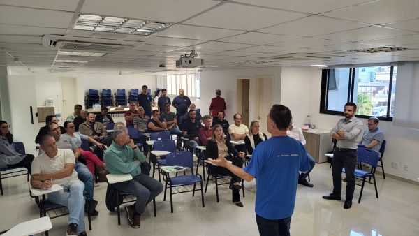 CIC-VT orienta prefeitos da Amat sobre nova etapa do Reconstrói RS