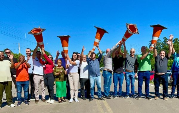 Comunidade de Linha Sapé comemora inauguração do asfalto da RS-422