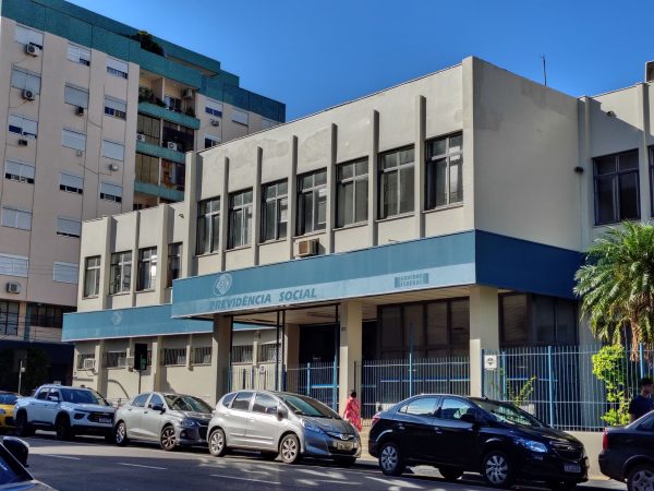HBB quer transformar antigo INSS em centro para idosos