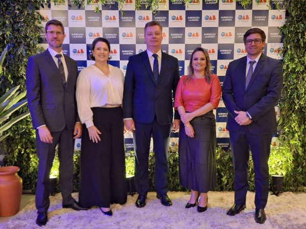 Nova gestão da OAB Lajeado toma posse com foco na defesa da democracia