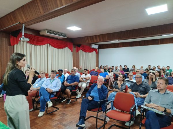Áreas de risco e novas delimitações pautam audiência pública