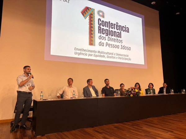 Encantado sedia 1ª Conferência Regional da Pessoa Idosa