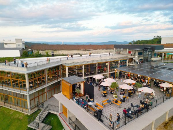 Boulevard Encantado prepara programação especial de Páscoa