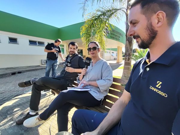 Debate evidencia desafios, virtudes e carências