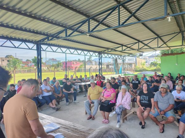 Atingidos por enchentes em Arroio do Meio cobram agilidade na construção de moradias
