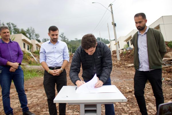 Muçum assina início das obras na Cidade Alta II