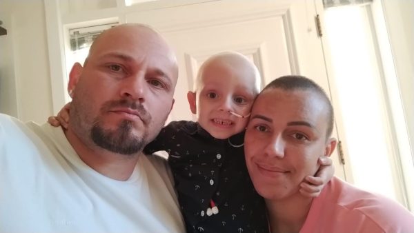 Morre Theo, menino de 4 anos que lutava contra câncer