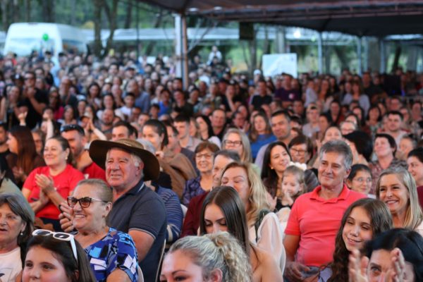 ExpoSanta recebe mais de 30 mil pessoas