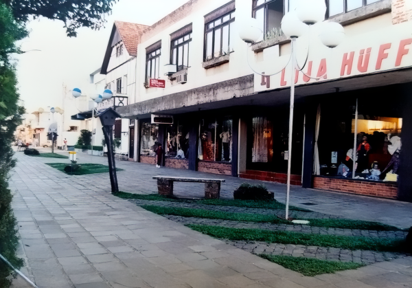 Calçadão de Estrela: cartão-postal que nasceu em 1978