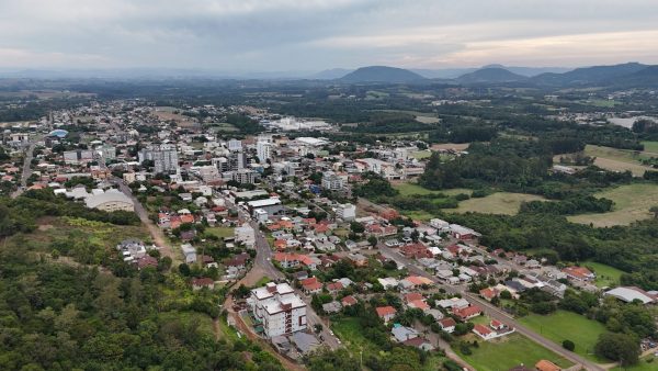 Terra do associativismo celebra desenvolvimento por meio de parcerias