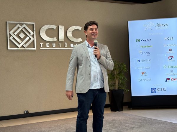 Caumo defende projetos para acesso a investimentos