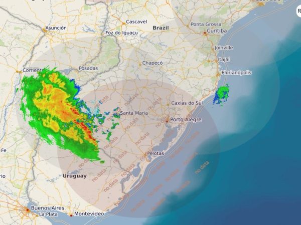 Frente fria avança e pode trazer temporais ao RS neste domingo