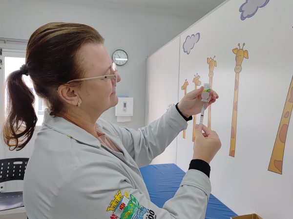RS libera vacinação contra gripe para toda população