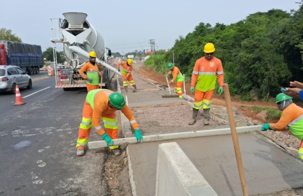 Obras na ponte do Boa Vista bloqueiam uma faixa da rodovia