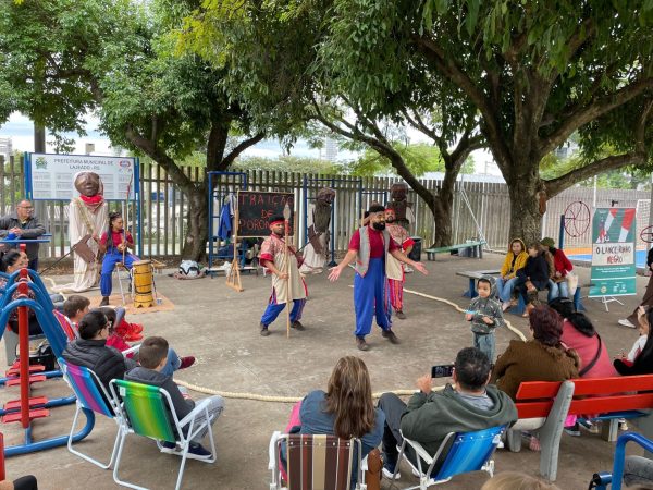 Espetáculos promovem cultura e valorização da identidade negra