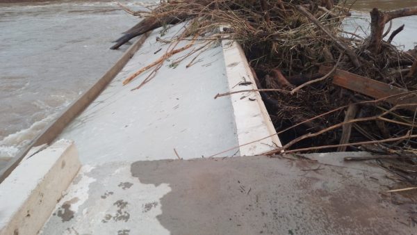 Governador garante apoio para reconstruir a ponte entre Marques de Souza e Travesseiro